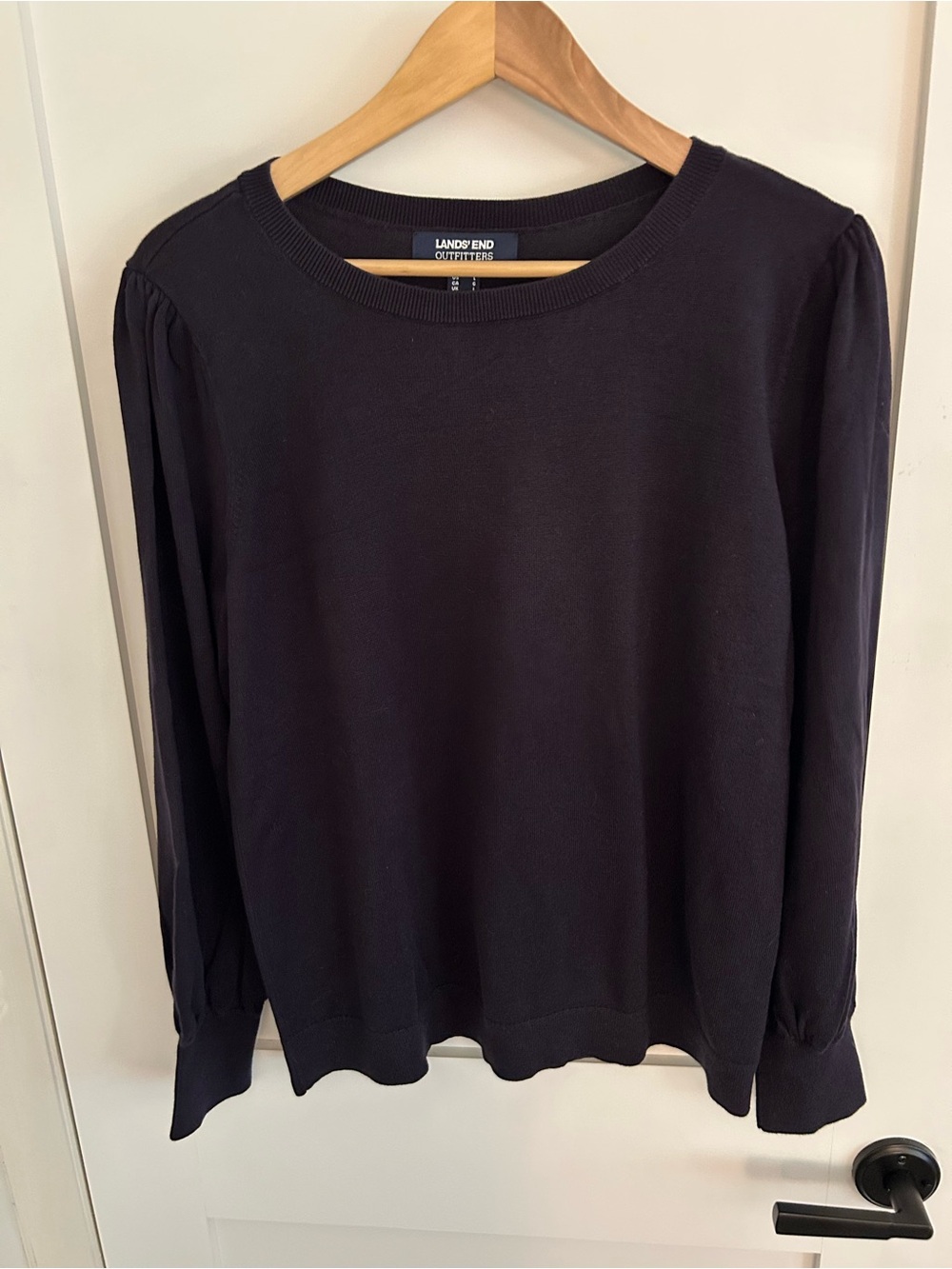 Lands' End Outfitters Navy Crewneck Sweater Size Large
